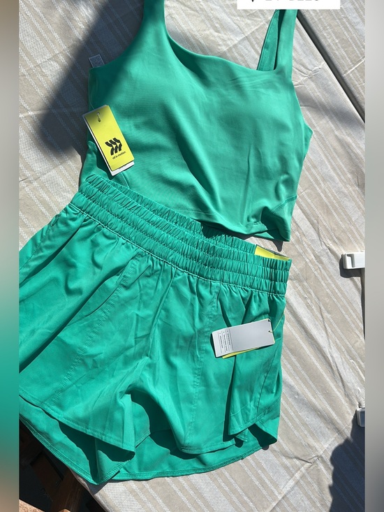 all in motion Pants - Woman- run shorts m and tank top large